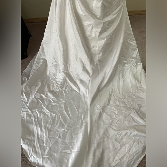 Symphony of Venus wedding gown dress ivory A-Line NWT ~ - Picture 3 of 13